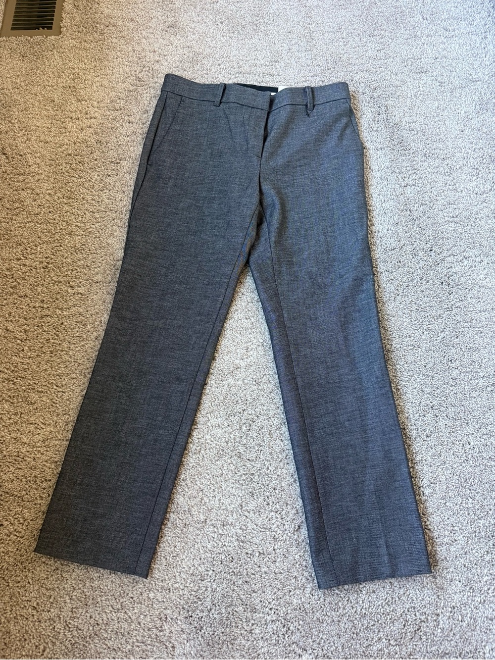 NWT Ann Taylor The Ankle Pants in Gray